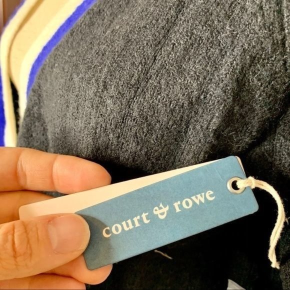 COURT AND ROWE Stripe Trim Cardigan Size Small - Picture 4 of 7